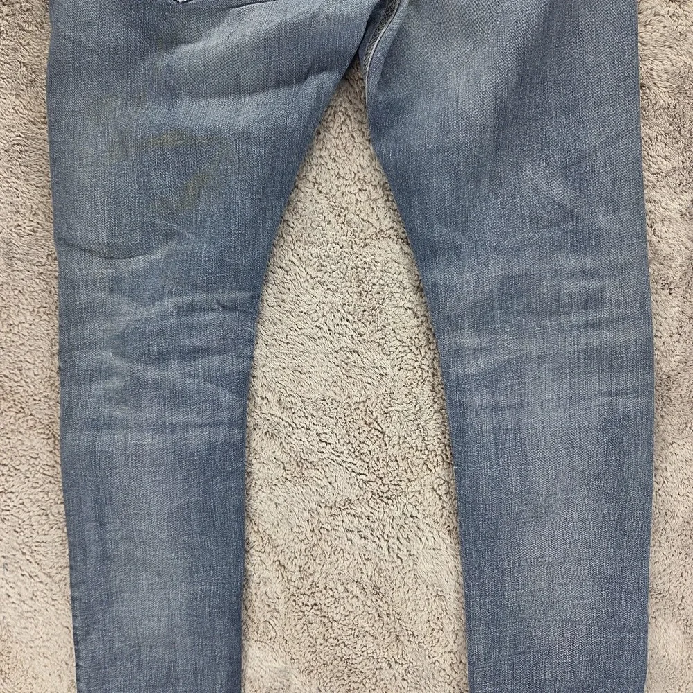 Diesel Jeans Mens 31x32 Blue Tepphar Slim Carrot Button Fly Distressed 0860K